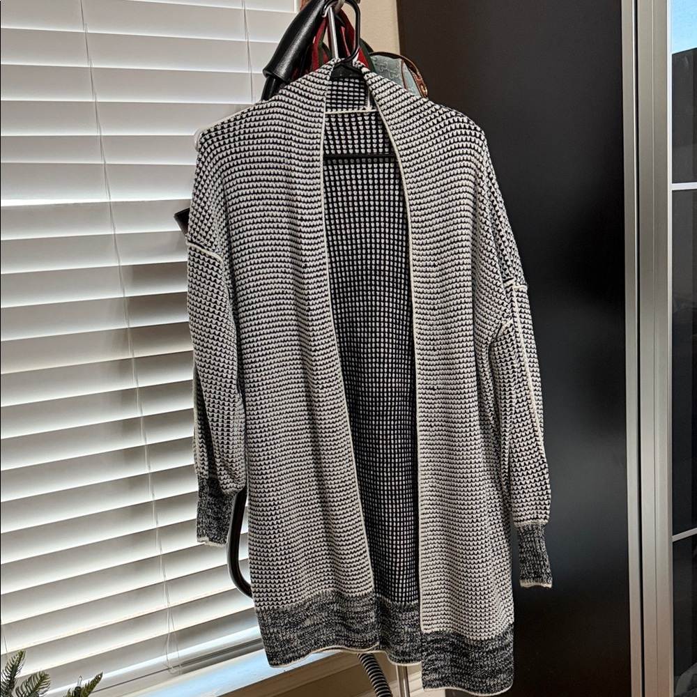 Black and White Open Cardigan